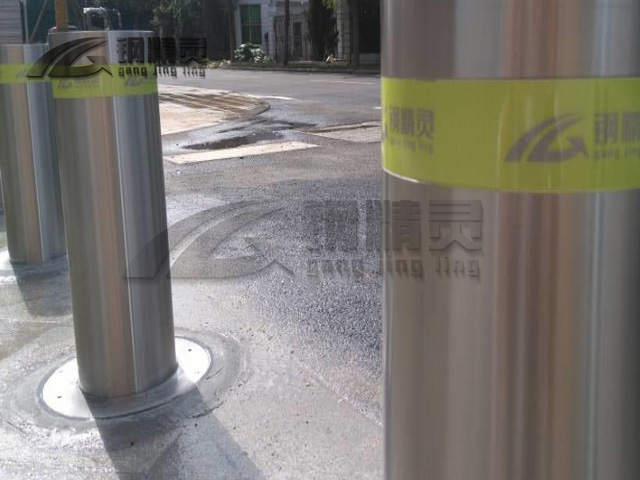 湖北路桩 加厚活动路桩 活动反光柱 可活动立柱 隔离路桩防撞柱